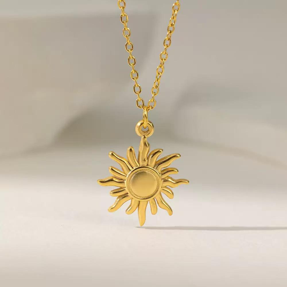 Exquisite Sunflower Pendant Necklace with Micro-Inlaid Zirconia