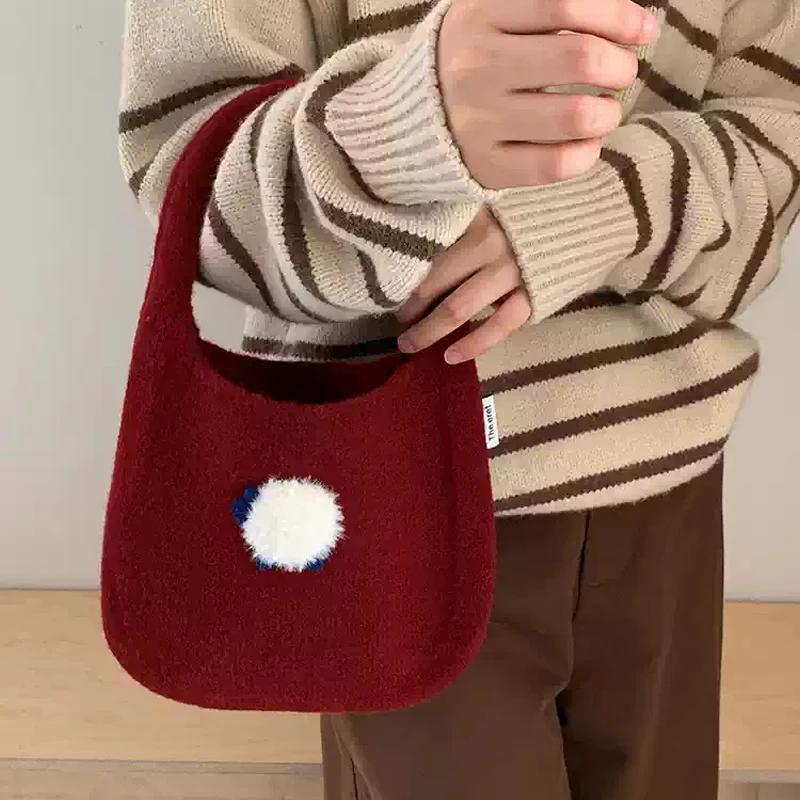 Korean Knitted Handbag Ins Fashion Tote Bag Soft Oval Shape Large Capacity Casual Commuting Handheld Shoulder Bag Women