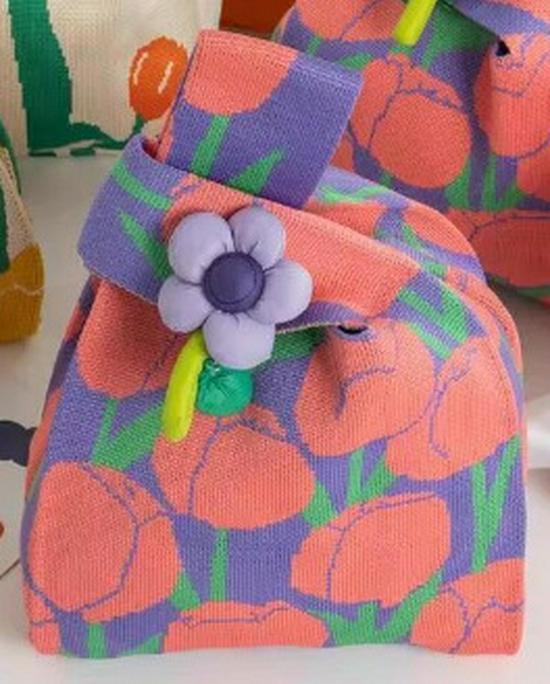 Adorable Baby Party Favor Knitted Gift Bag for Birthdays & Milestones