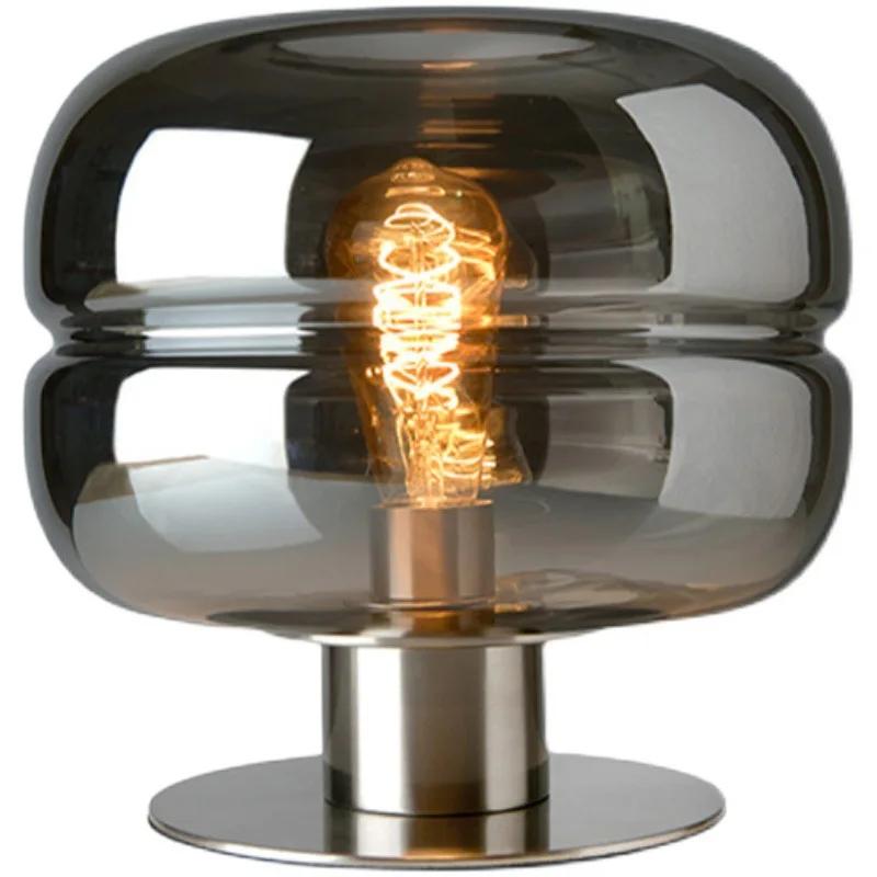 Post-modern Living Room Showroom Minimalist Table Lamp Personalized Creative Scandinavian Light Luxury Bedroom Bedside Lamplight