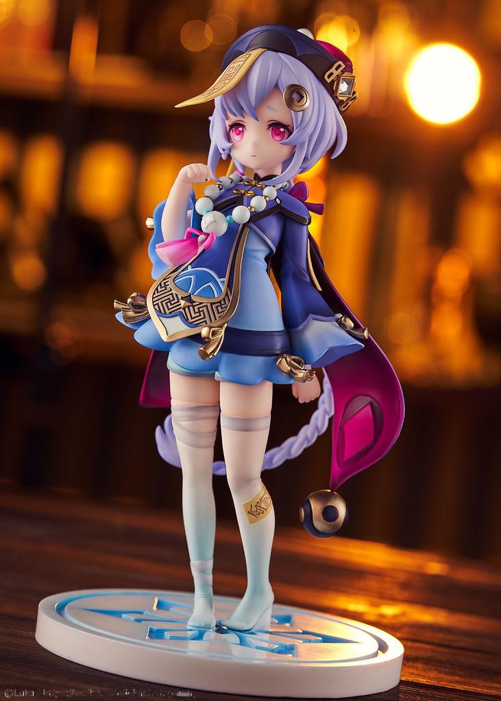 17CM Anime Game Genshin Impact Figure Qiqi Cute Standing Posture Anime Model Toys Gifts Collection Decoration Ornaments PVC