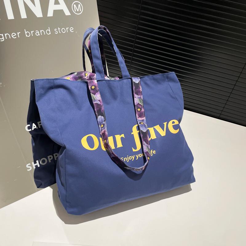 2025 spring and summer new tote bag foreign style casual fashion trend niche design personality simple shoulder messenger bag