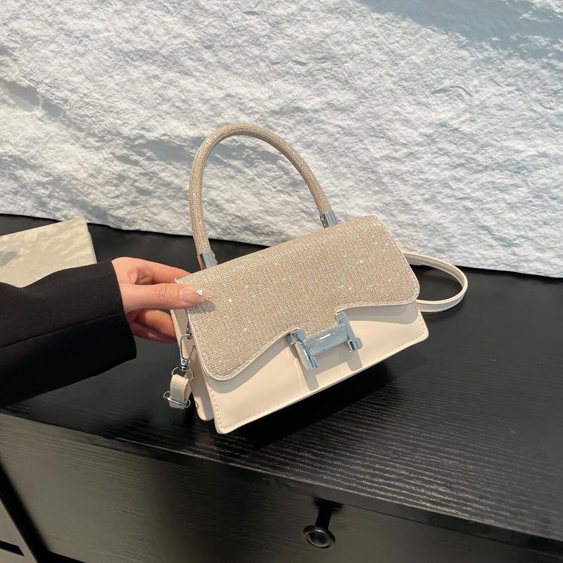 Niche Texture Foreign Style New Versatile Small Square Bag Women's Spring High-end Design Trend Retro Light Luxury Messenger Bag