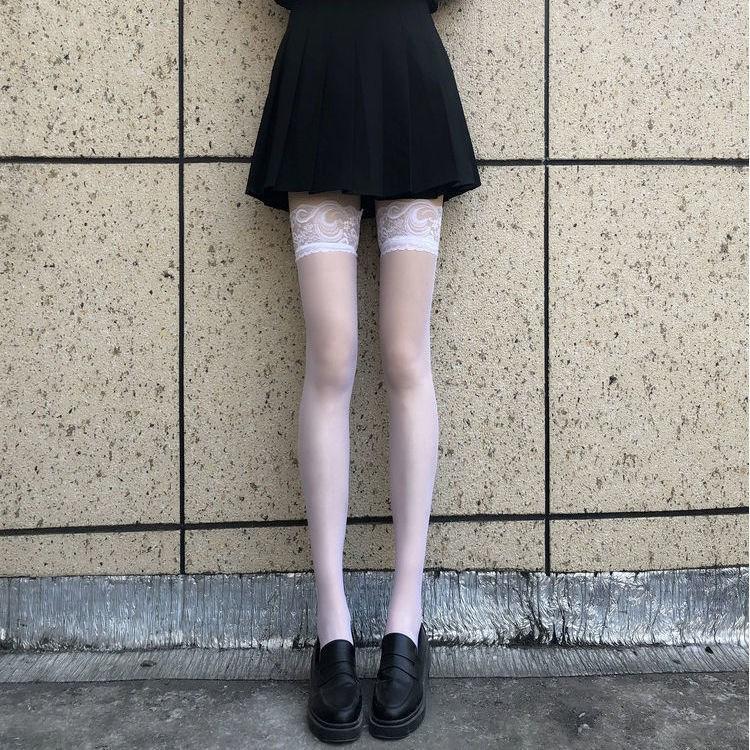 

Японські сексуальні перспективні мереживні шкарпетки на підтяжках інтегровані чорні шовкові емоційні панчохи Комплект жіночих тонких колготок One size