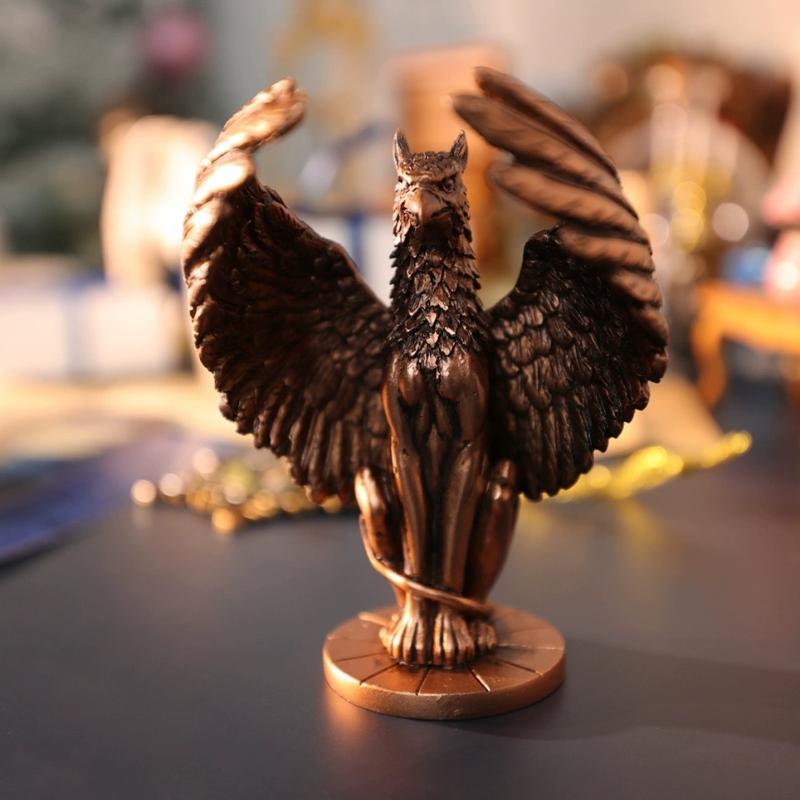 Mythological Griffin Figurine Retro Griffindo Figure Resin Crafts Greek Mythology Statue Home Desktop Accessories Decorations