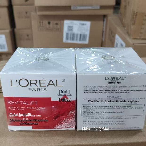 

Набір антивікового крему для обличчя L OREAL Revitalift: Нічний крем 50 мл та Денний крем 50 мл.
