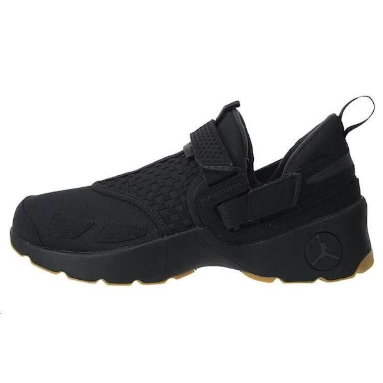 New JORDAN Trunner Lx Black/Anthracite Gum Yellow 897992-021