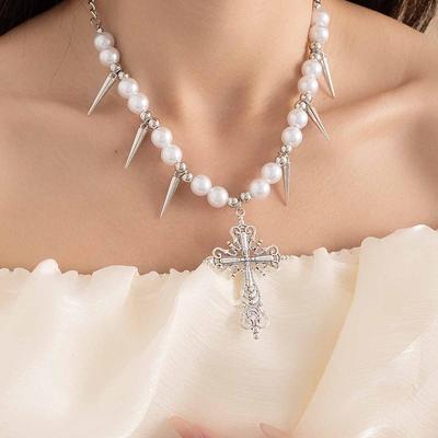 Κολιέ και μενταγιόν – Περιδέραια και κολιέ