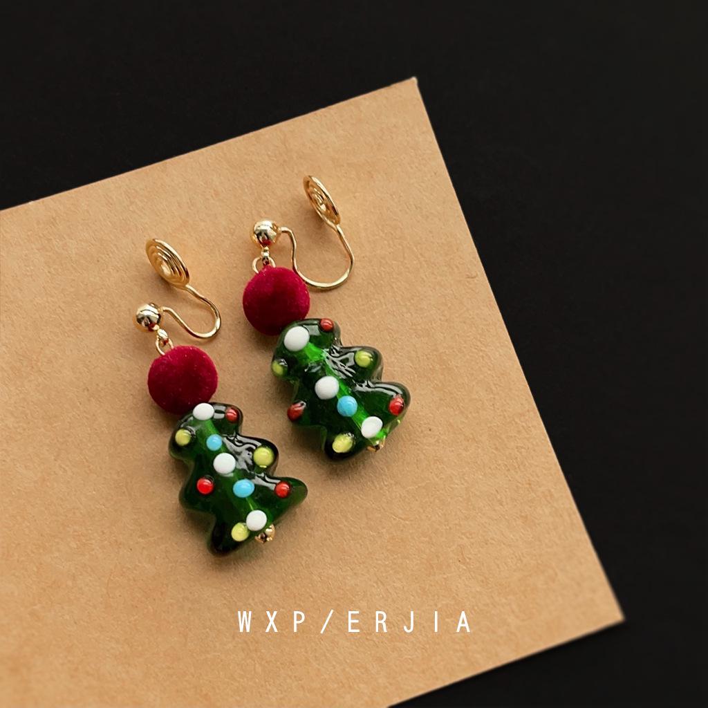 

Handmade Gold-Plated Christmas Tree Pom-Pom Mosquito Coil Clip-On Earrings (No Piercing)