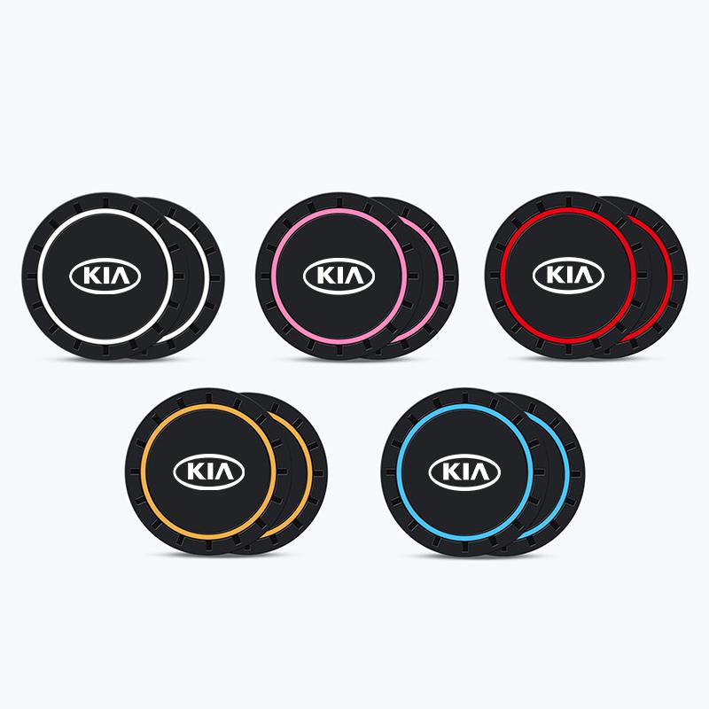 2 Stück Auto-Getränkeuntersetzer Silikon Auto-Emblem Wasserbecher-Pads Anti-Rutsch-Matten für KIA K5 K2 Rio Optima Sportage Ceed Soul Picanto Venga