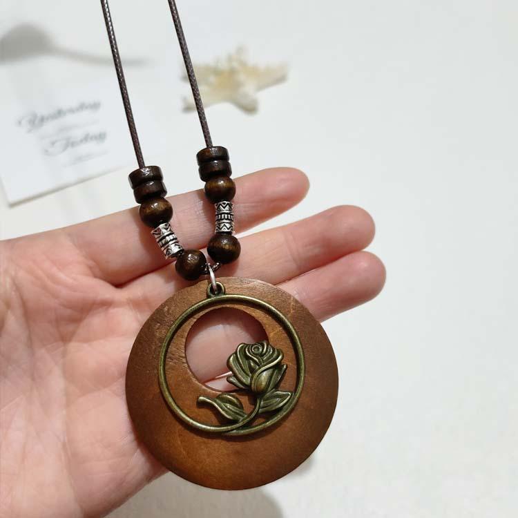 New Chinese Retro Zen Leather Rope Necklace Autumn and Winter Bohemian Ethnic Wind Leaf Long Sweater Chain