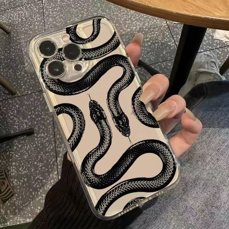 Creative Black Snake Is Suitable for Iphone16promax Mobile Phone Case, Transparent Apple 15 Anti-drop 14pro Europe and America 13/12