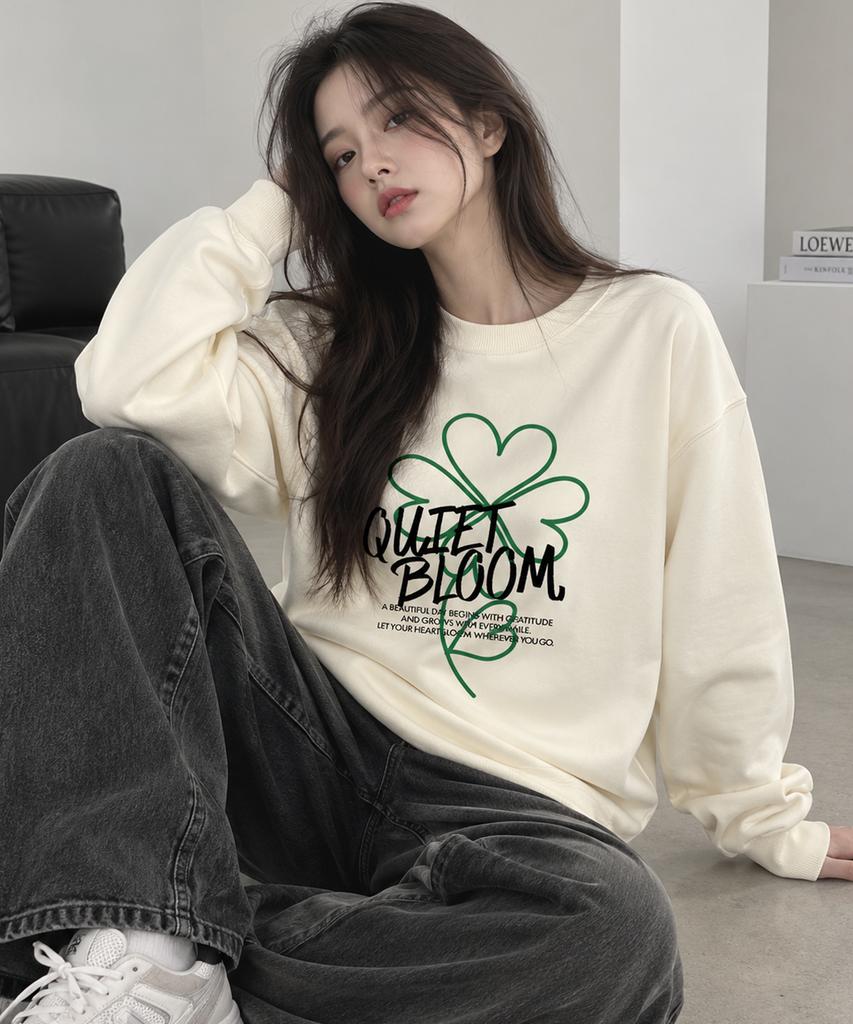 DOTON Lucky Moment Sweatshirt (Ivory)