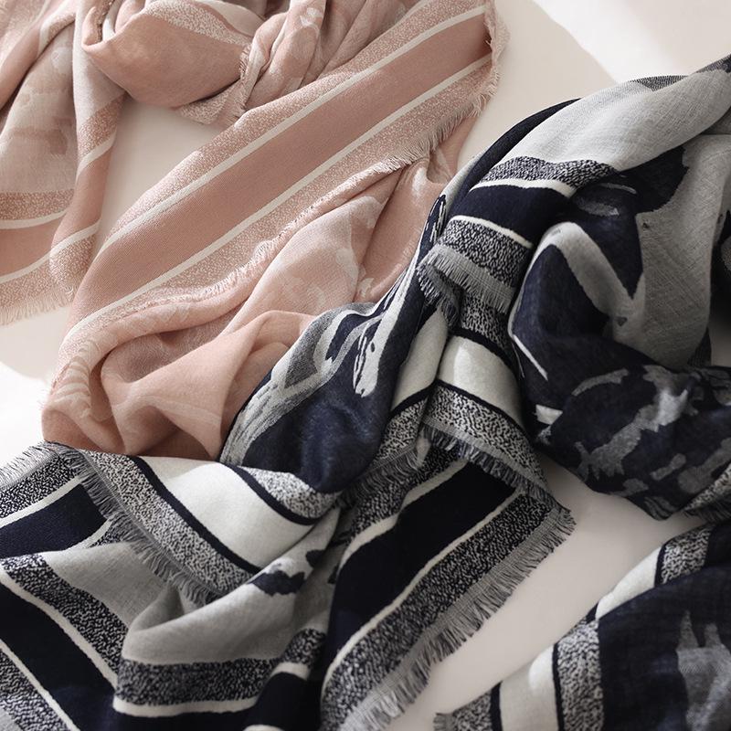 High-End Wool & Mulberry Silk Shawl: Versatile, Fashionable, and Warm for Autumn & Winter