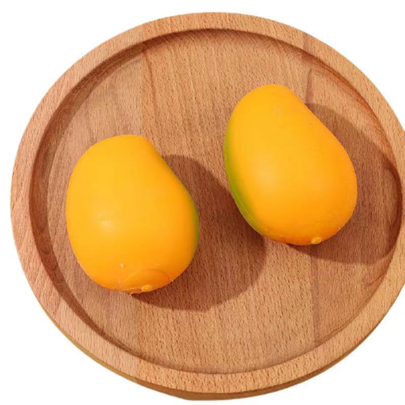 Creative New and Exotic Simulation Flour Vent Fall Not Rotten Fruit Trick Decompression Fast Rebound Squeezing Toy Fruit