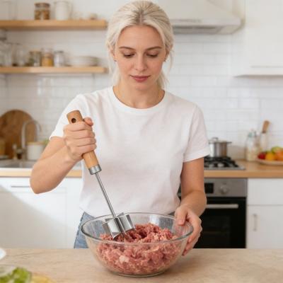 Masher do mięsa ze stali nierdzewnej z 6 ostrymi ostrzami drewniana rączka narzędzie do siekania mięsa mielonego do burgerów ziemniaków warzyw kuchnia masher do mięsa