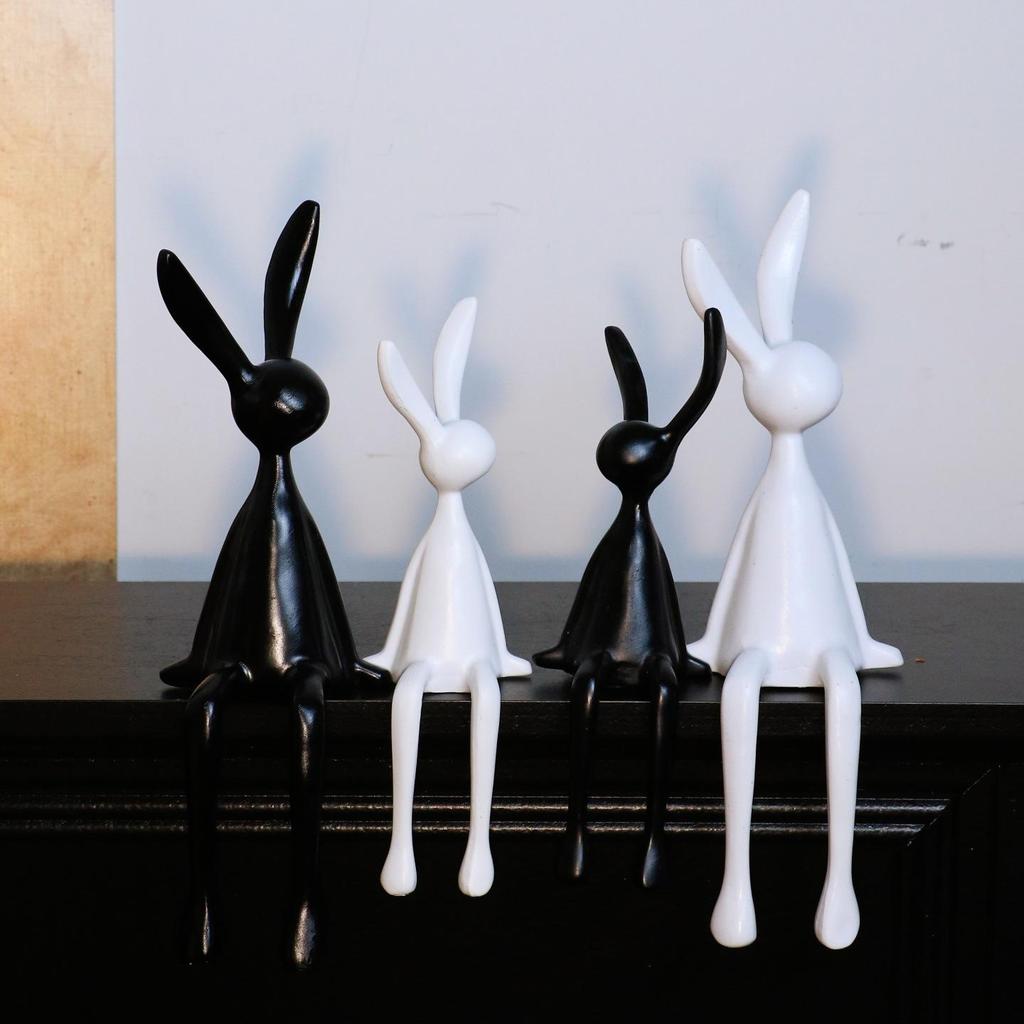 Creative Resin Black and White Cartoon Rabbit Family Desk Decorations - Set of Four
