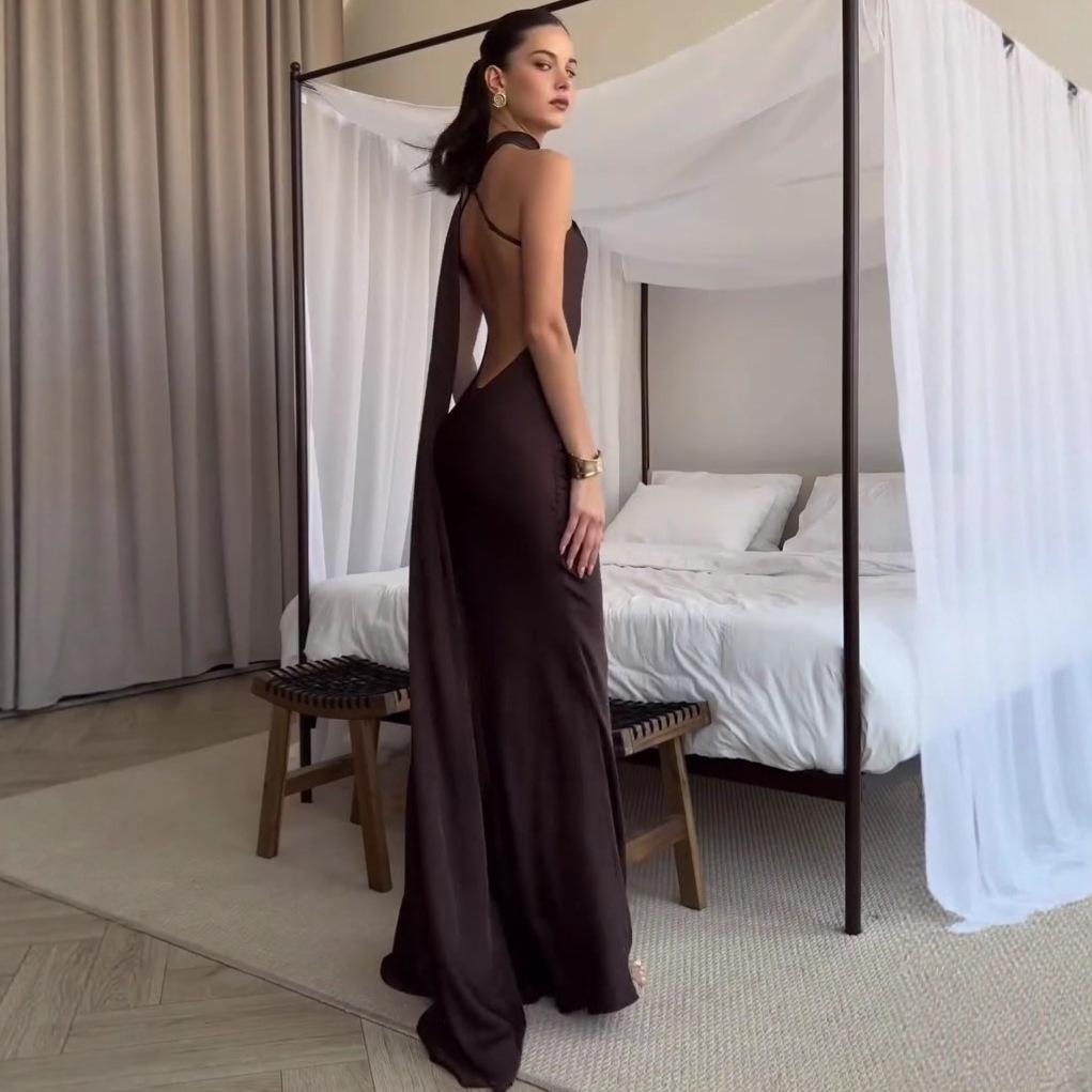 2025 Summer Trendy European & American Women's Halter Cape Slimming Dress