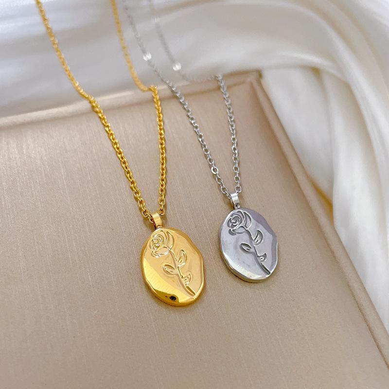 Special-Shaped Rose Female Niche Design Simple Pendant Short Collarbone Chain Korean Version Cold Wind Neck