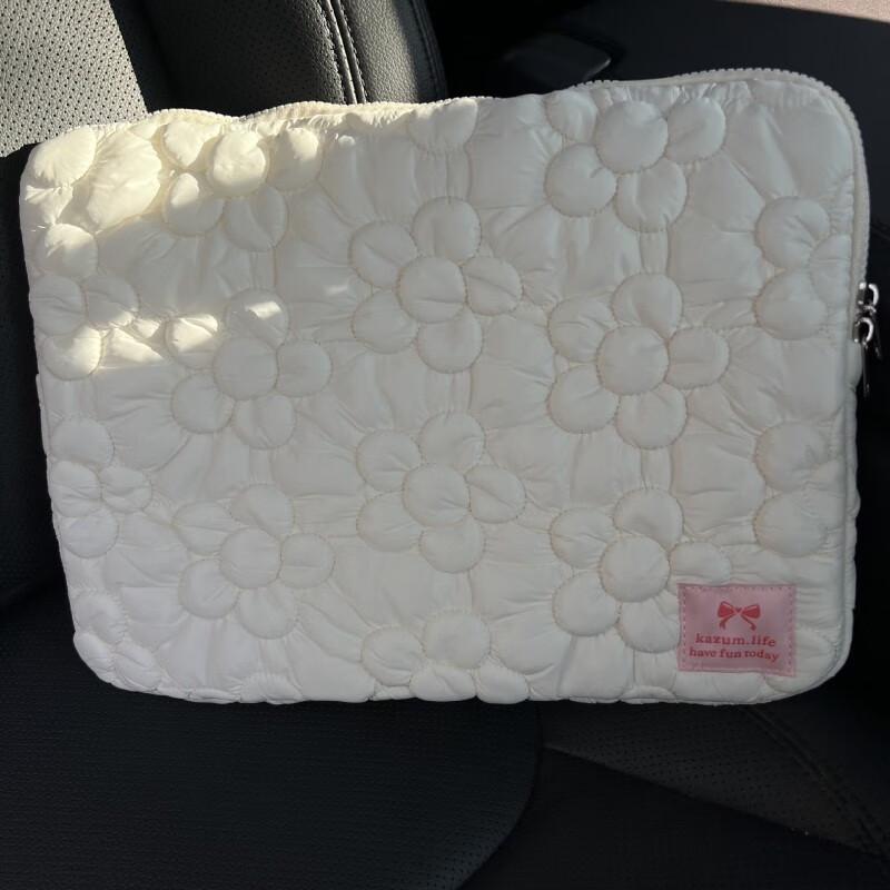 Li Shen Embroidered Bubble Flower Laptop Tablet Sleeve