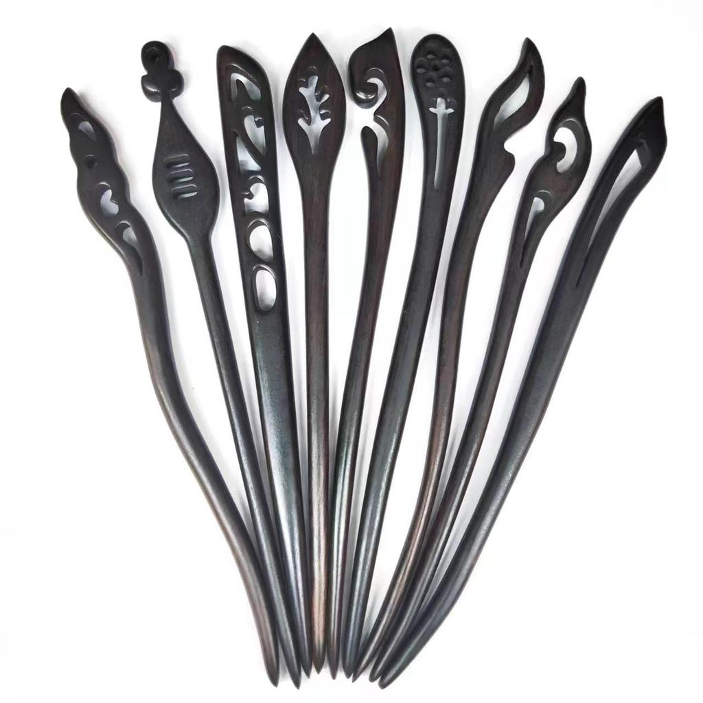 Black Sandalwood Openwork Hairpin – Wooden Chinese-Style Hair Accessory