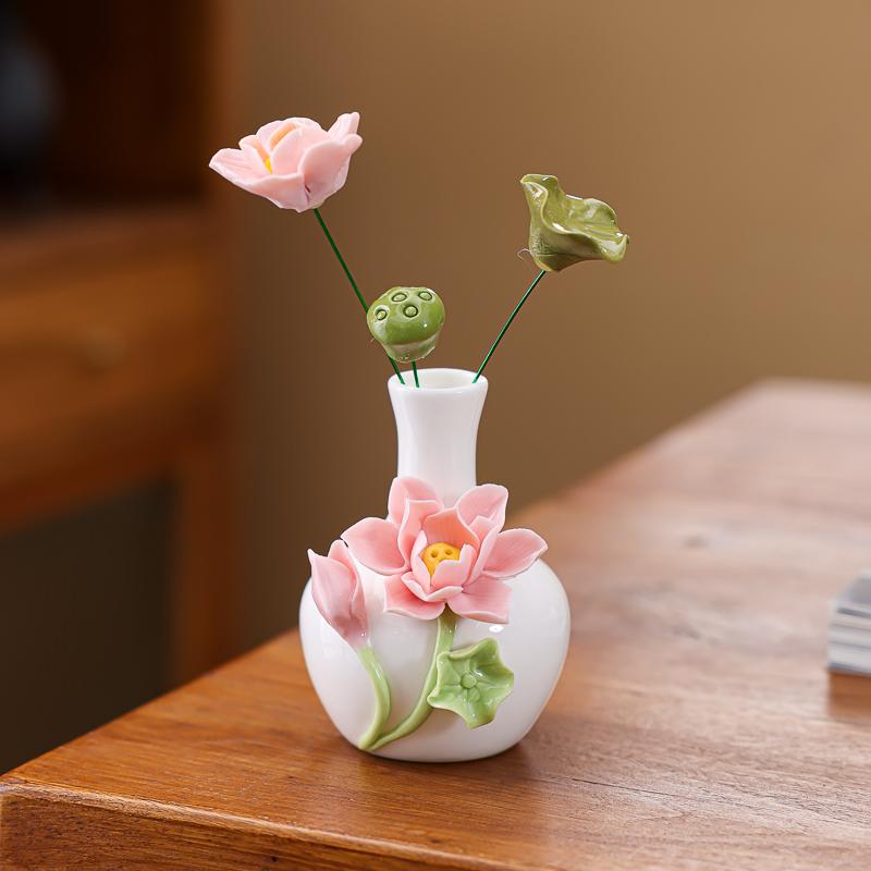 Nordic Ceramic Handmade Flower Carving Vase, Dining Table Living Room Bedroom Office Decoration, Small Flower Ware, 1Pc