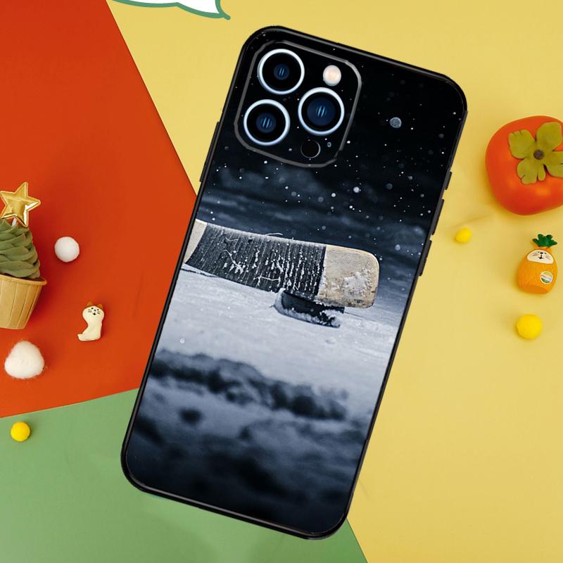 

Play Ice Hockey Phone Case For iPhone 17 Pro Max 16 14 13 12 11 15 Pro Max Plus 12 13 Mini 16e 17 Air Cover iPhone 14 Plus