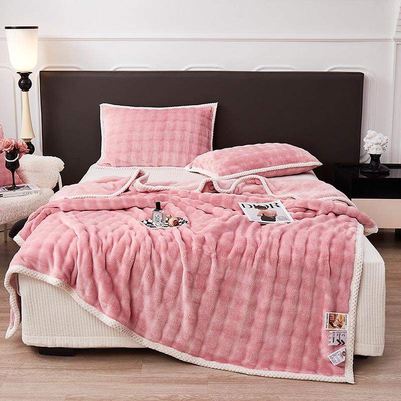 Thickened Flannel Blanket for Mother & Baby – Cozy Nap and Sofa Cover