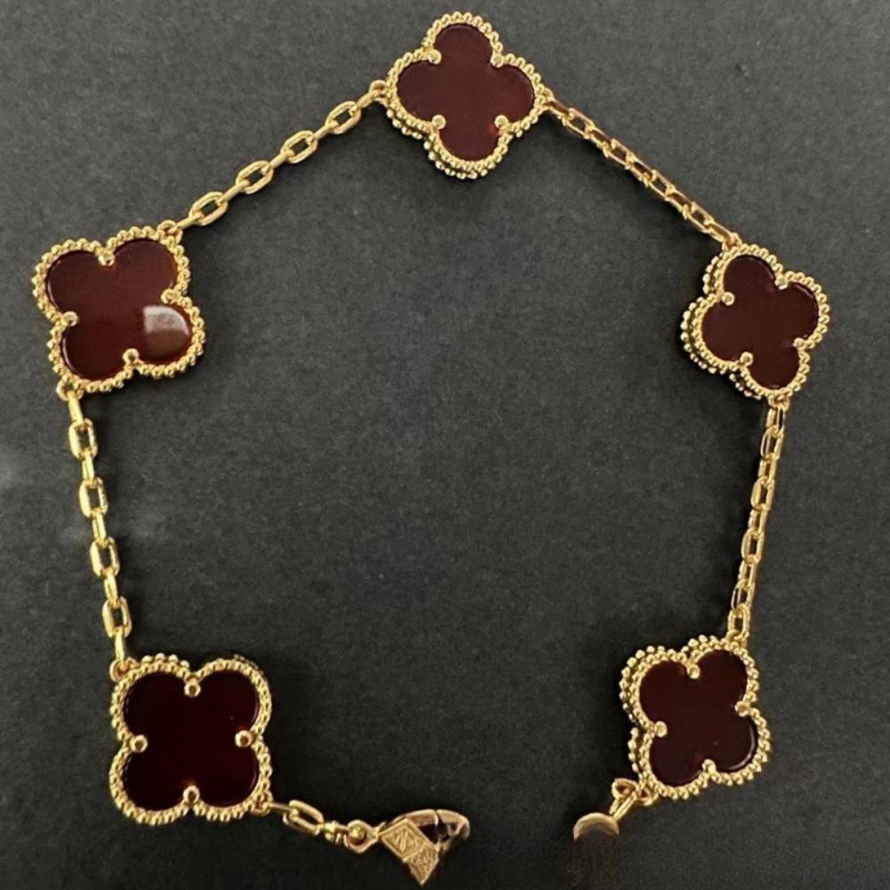 Hochwertiges Kleeblattarmband für Damen Fünf-Blüten-Armband mit natürlichem weißen Perlmutt und rotem Karneol