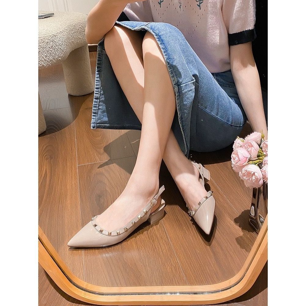 Naked Gray One-word Buckle Rivet Sandals 2025 Spring New Pointed Flat-soled Willow Shoes Bag Head Buckle Women's Shoes