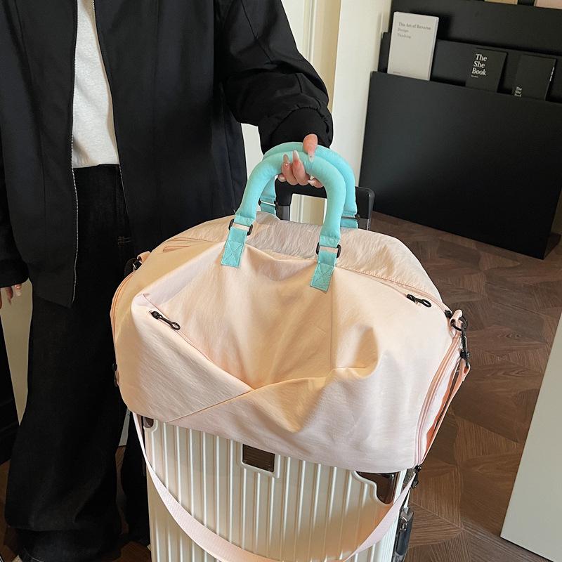 Cross-border Large Capacity Travel Bag with Shoe Compartment and Dry-Wet Separation for Yoga and Sports