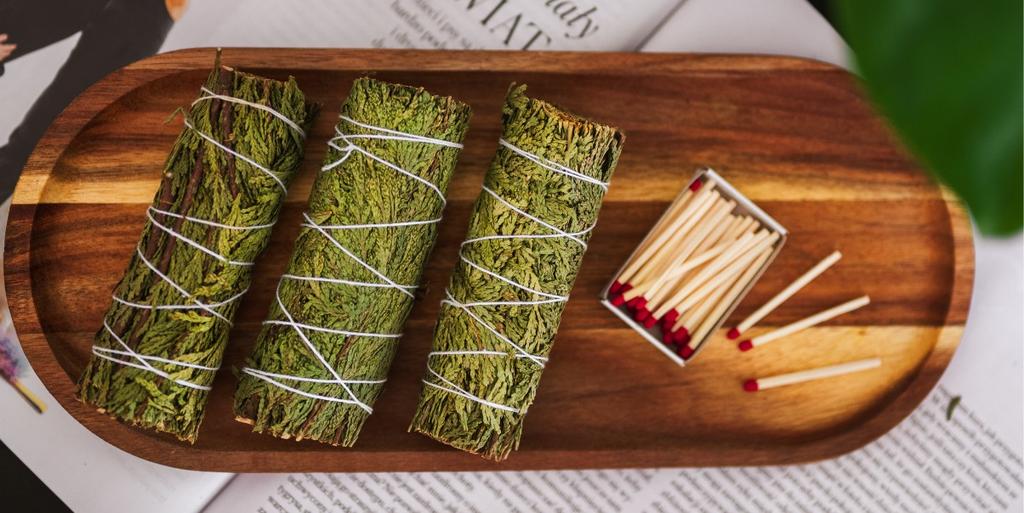 Natural California Cedar Incense Bundle for Cleansing and Relaxation