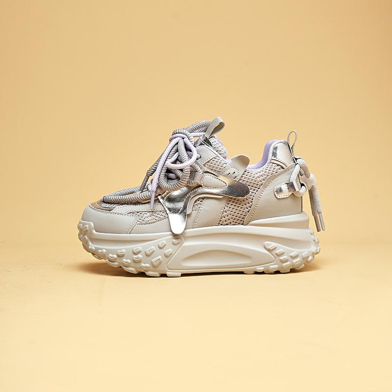 

Popular dad shoes women s 2025 spring new leather versatile platform leisure sports small inner height increase women s shoes 40 серый