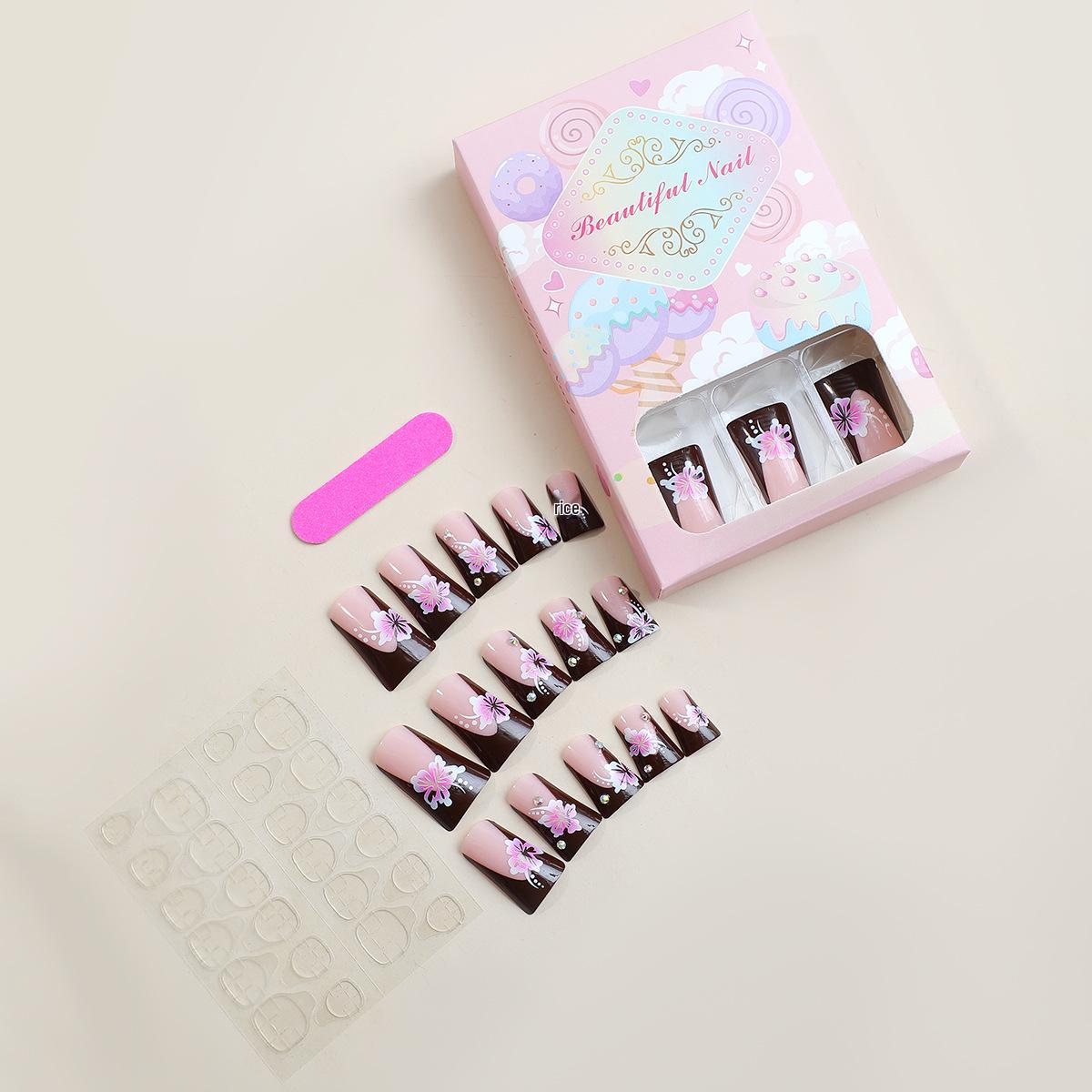 

Цветочный Утиный Нос Носимый Нейл-арт с Бриллиантовыми Украшениями