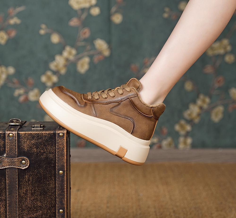 Muffin shoes women's new thickened warm matte color matching thick-soled small casual velvet board shoes in autumn and winter 2025