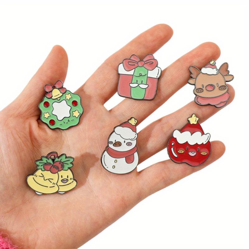 10pcs Cartoon Broochs Set Christmas Tree Reindeer Christmas Brooch Santa Claus Metal Badge Couple Pin Cute and Unique Accessory