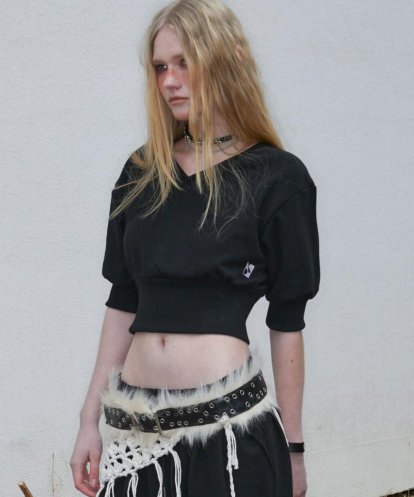 Nasnoing Crossed Crop Sweatshirt (Black)