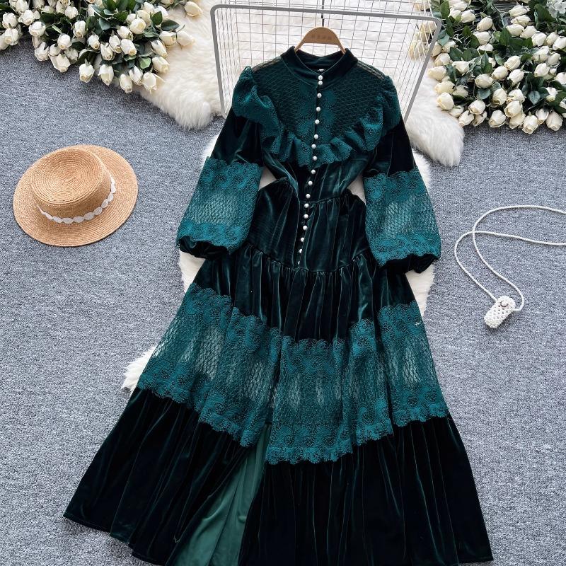 High Street Kleider Frauen Retro Hohle Spitze Patchwork Gold Samt Kleid Französisch Perle Schnalle Taille Länge Vintage Chic Kleider