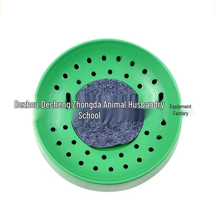 Taubennistprodukte und Werkzeuge: Brutnester, Taubenhäuser, Rennzubehör.