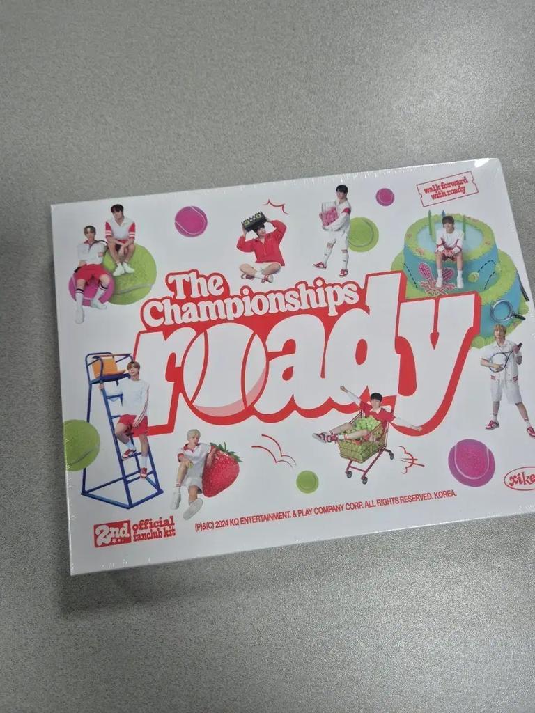 ATEEZ Championship Lady Fan Club Kit