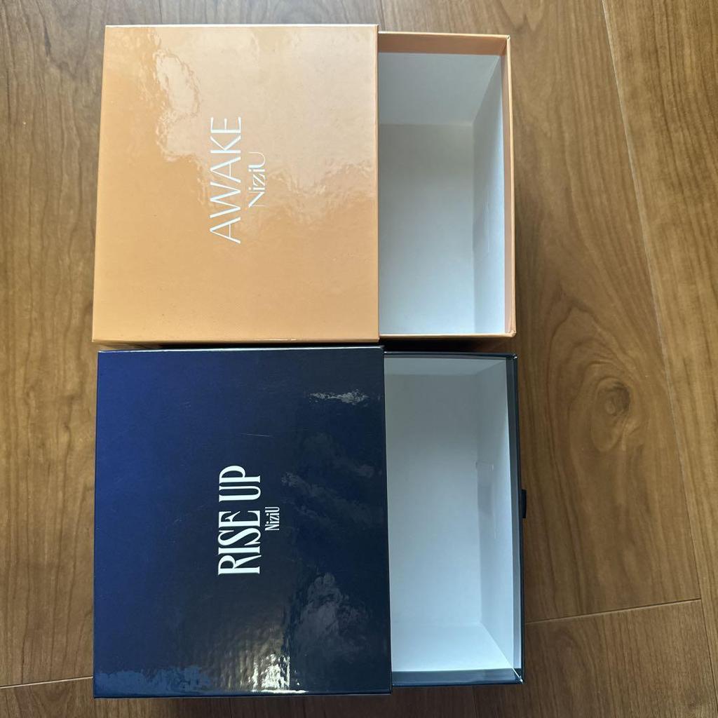 [USED] NiziU AWAKE RISE UP WithU Edition 9 Formats BOX Only