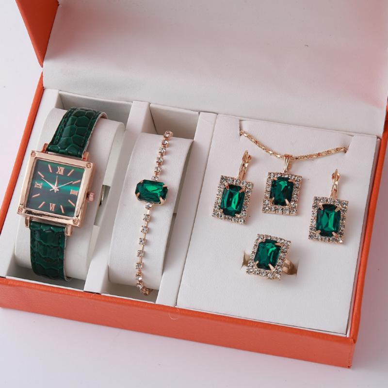 New Explosive Trend Leather Women'S Watch Square Korean Version Rhinestone Square Set Bracelet Watch