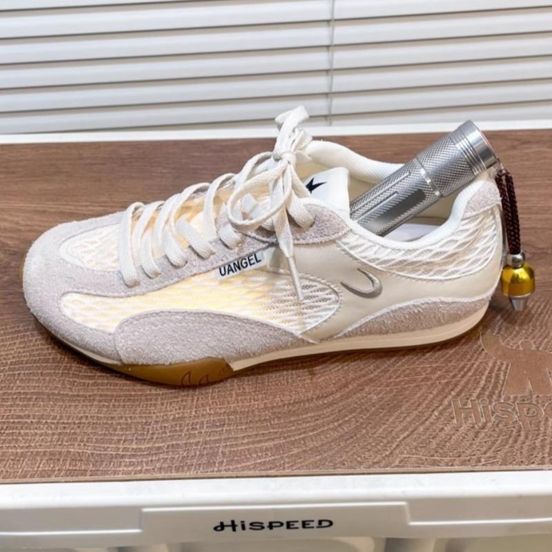 Fashion New Mesh Thin Soled Women Sneakers 2025 Fashionable Retro Concise Casual Comfortable Increased Sports Shoes Street Board Shoes