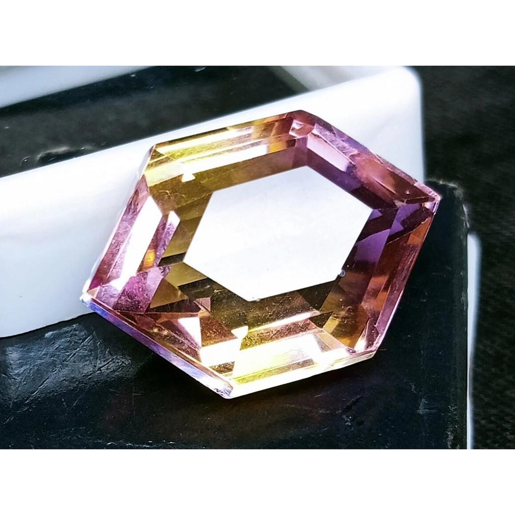Tourmaline Bi-Color Hexagon Natural 17.55 Ct Fancy Beautiful Certified Gemstone