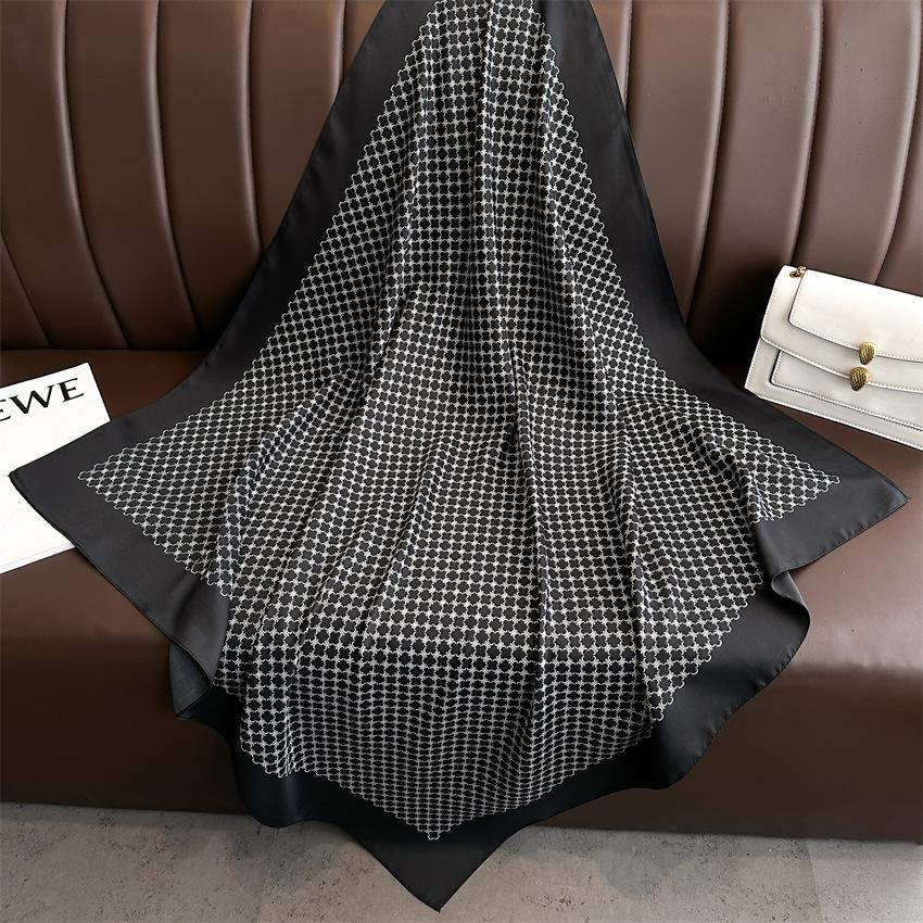 

New 90*90cm Silk Scarf Scarftop Headwraps For Woman Fashion Four Seasons Hair Accessories Hijab Foulard Bandana shawl Headscarf чёрный