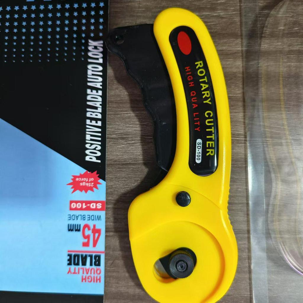 45mm Rotary Fabric and Leather Cutting Knife with Handle