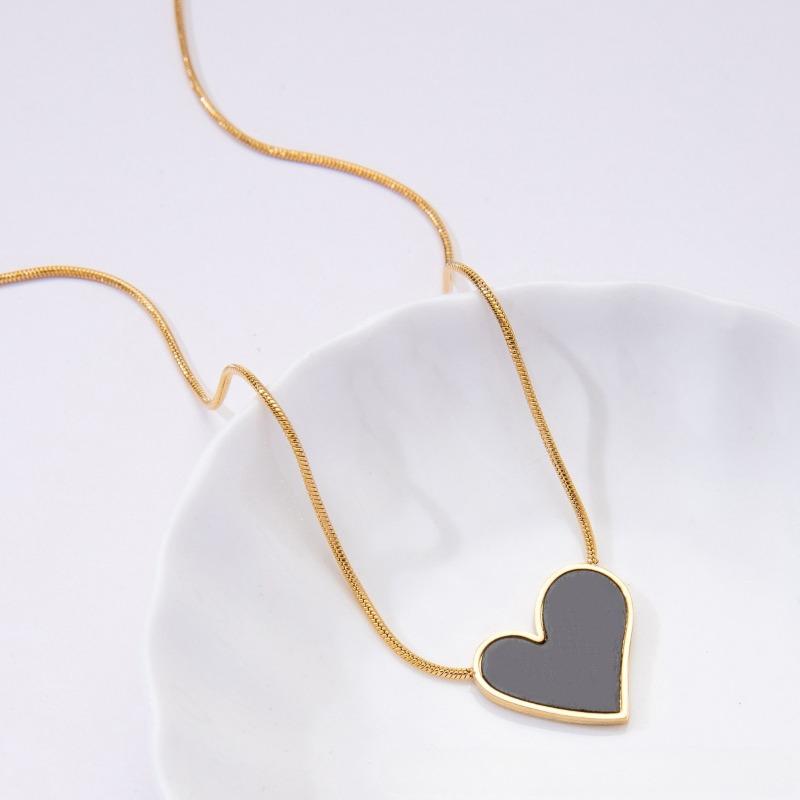Collier en Acier Titane Amour - Polyvalent pour Femmes, Haut de Gamme, Printemps-Été, Luxe, Petite Échelle, Simple Chaîne de Collier