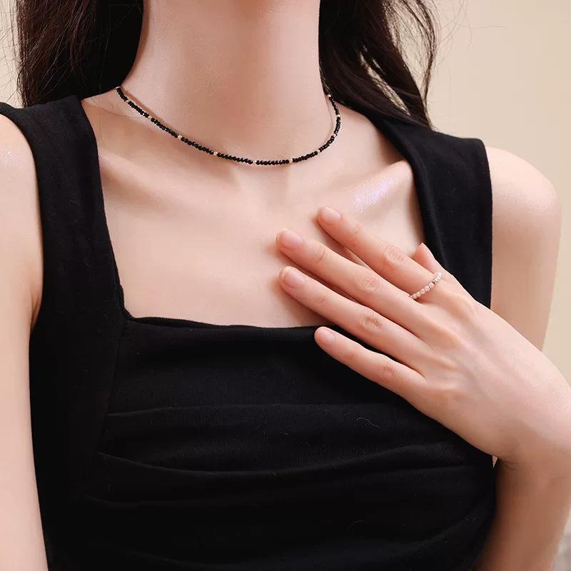 French Retro Fashionable Sweet Cool Wind Black Spinel Beaded Copper Plated 18K Real Gold Collarbone Chain Niche Temperament Necklace