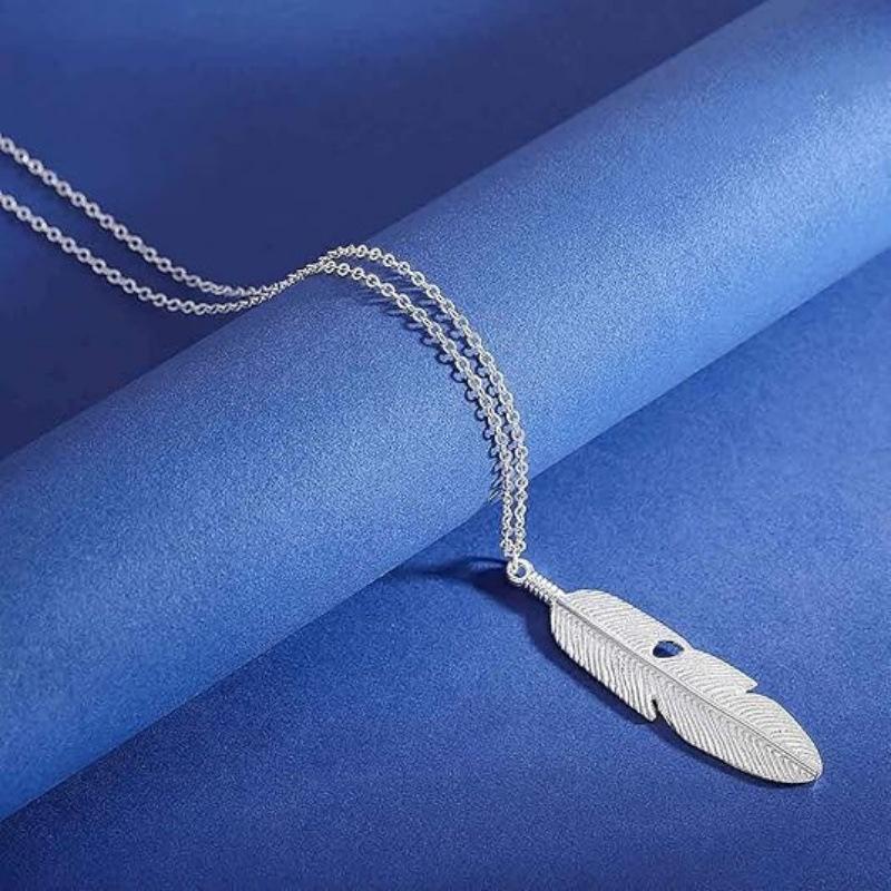 Bohemian Retro Multi-Element Feather Clavicle Chain Necklace