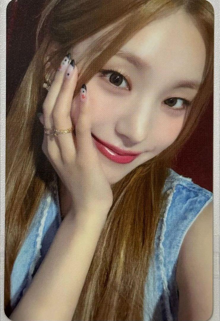 

[USED] ITZY KILL MY DOUBT Yeji with muu autograph session trading card